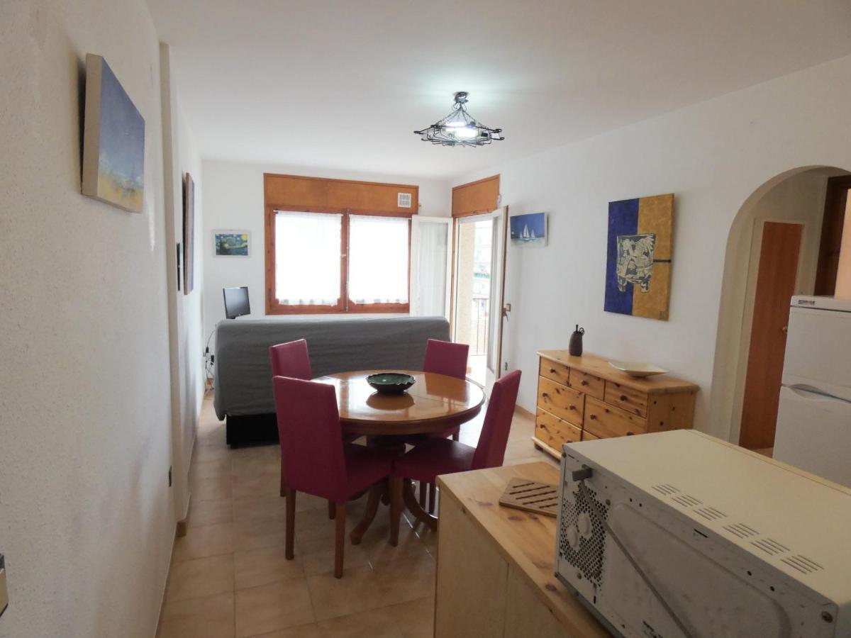 La Platja 3C Apto. Con Un Dormitorio, 200M Playa Y Plaza De Parking Roses Luaran gambar